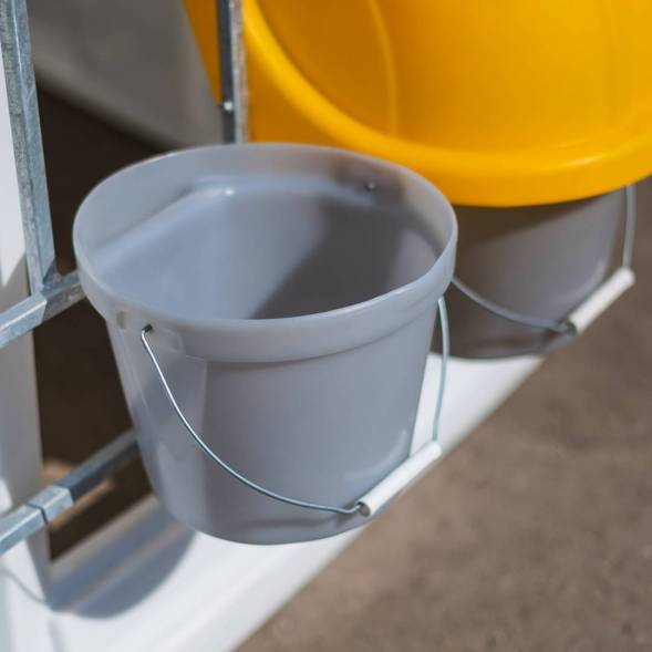 Загон для телят