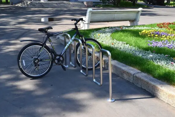 Велопарковка «Квадро» из нержавеющей стали